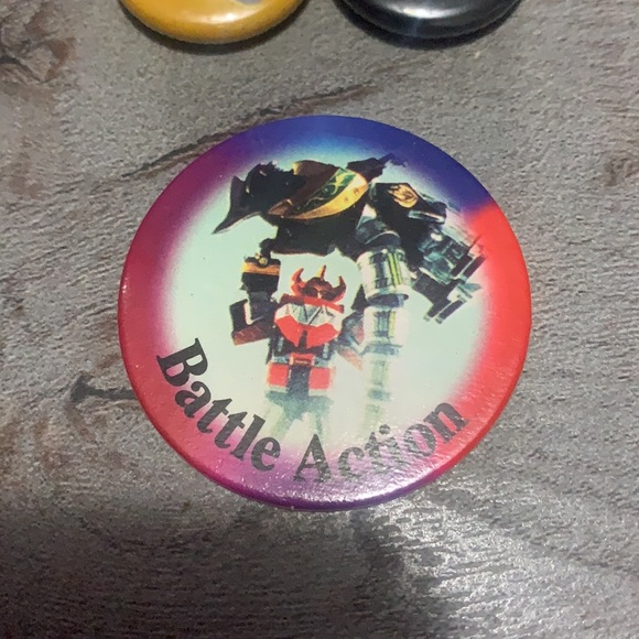 Retro 1994 Power Ranger Pogs, pins & Deadpool token set - Picture 2 of 5